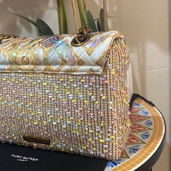 Kurt Geiger London Mixed fabric and raffia Crossbody bag - Picture 6 of 13